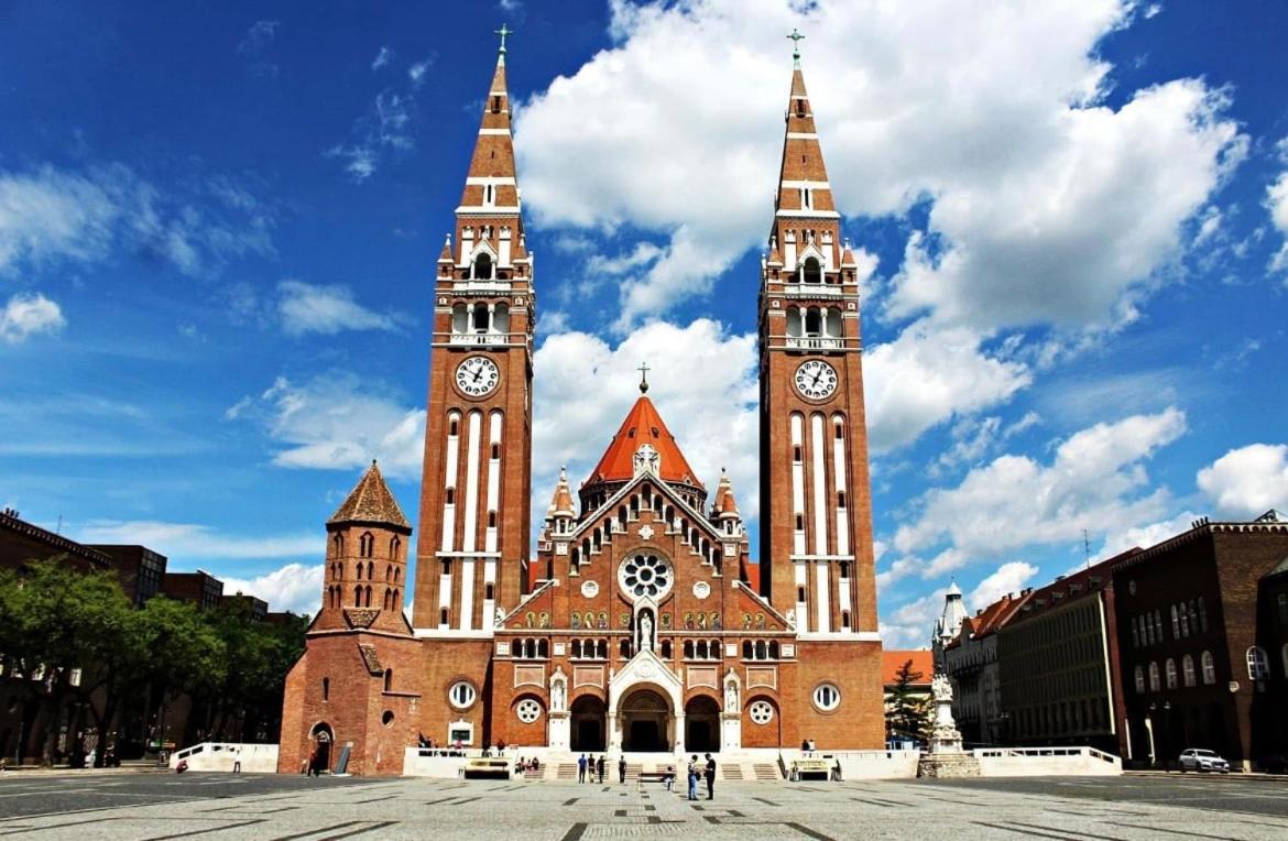 Downtown Dream Apartmans Szeged Eksteriør bilde